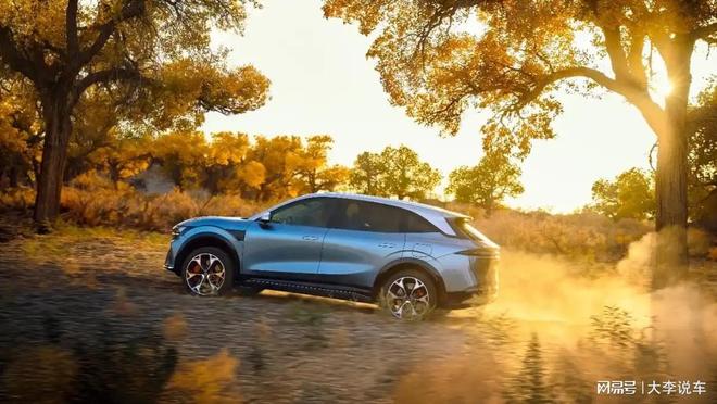 Model Y压力山大！2298万起的极氪7X让(图3)